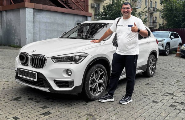 Дмитрий Смирнов — BMW X11
